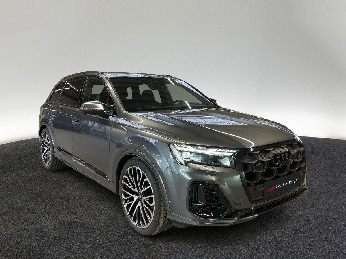 Image about Audi SQ7 SUV TFSI quattro tiptronic