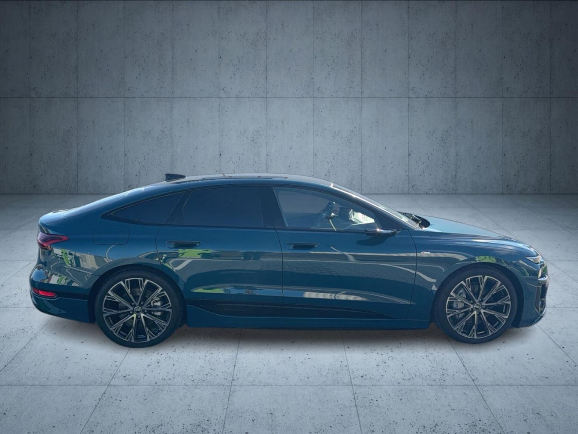 Audi A6 Sportback e-tron edition one