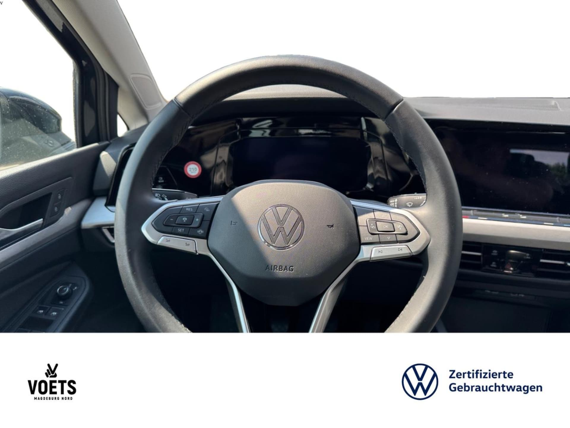 Volkswagen Golf Life