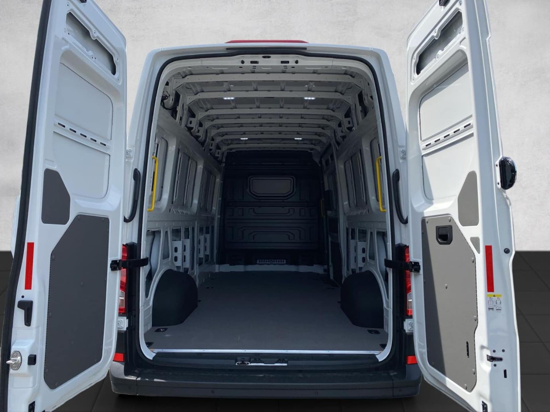 Volkswagen Crafter Kasten langer Radstand