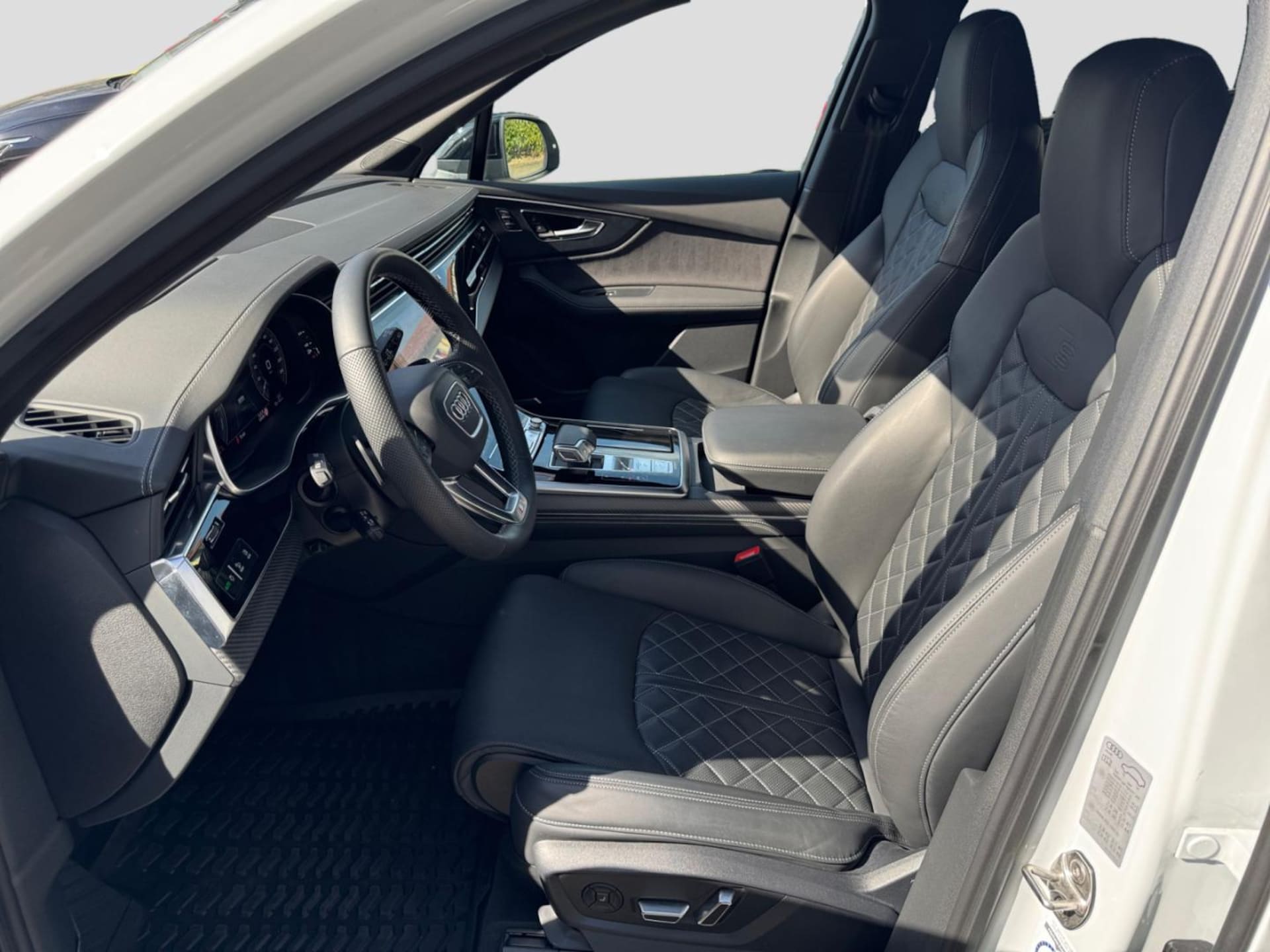 Audi Q7 SUV TFSI e S line