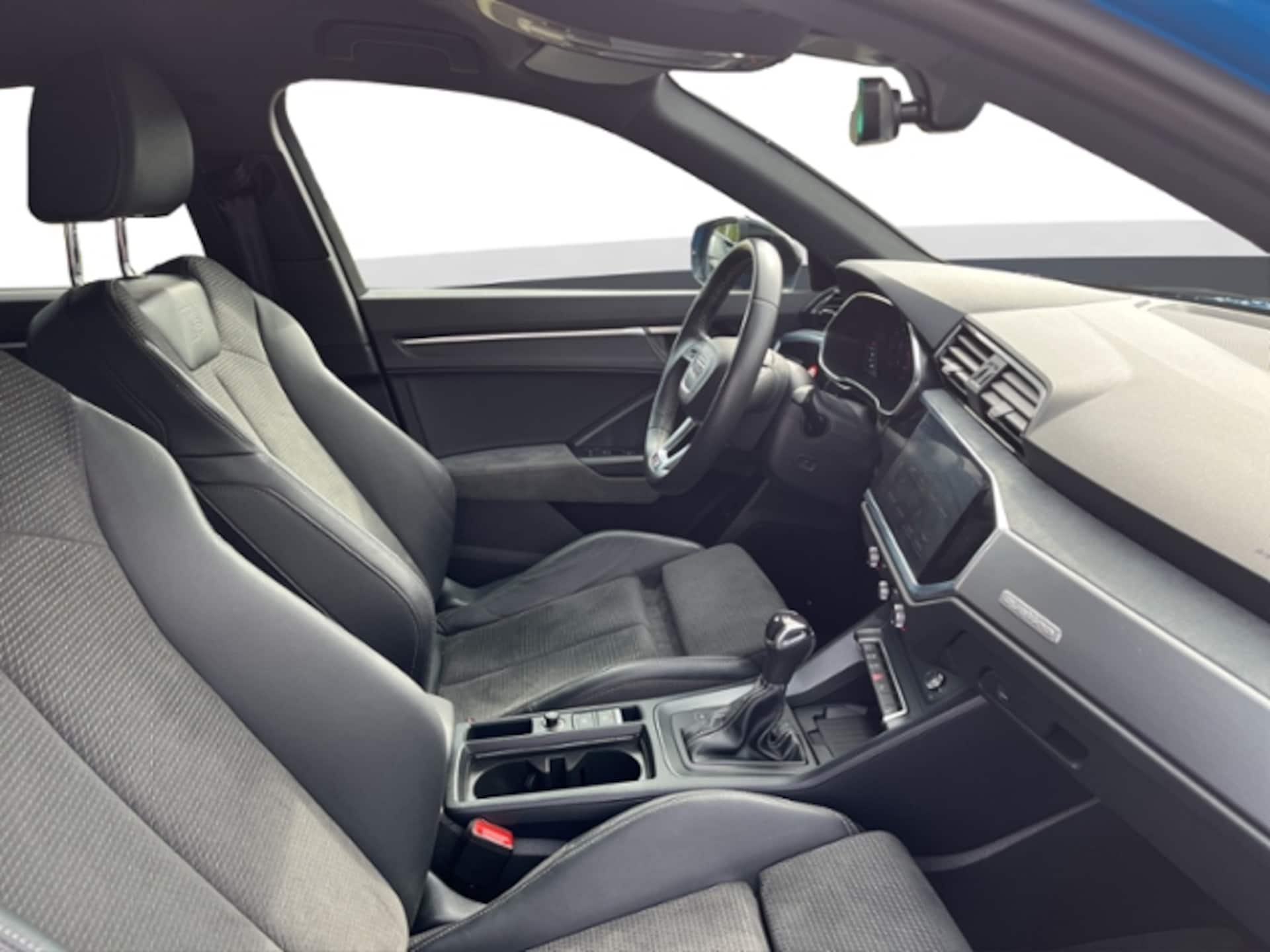 Audi Q3 SUV S line