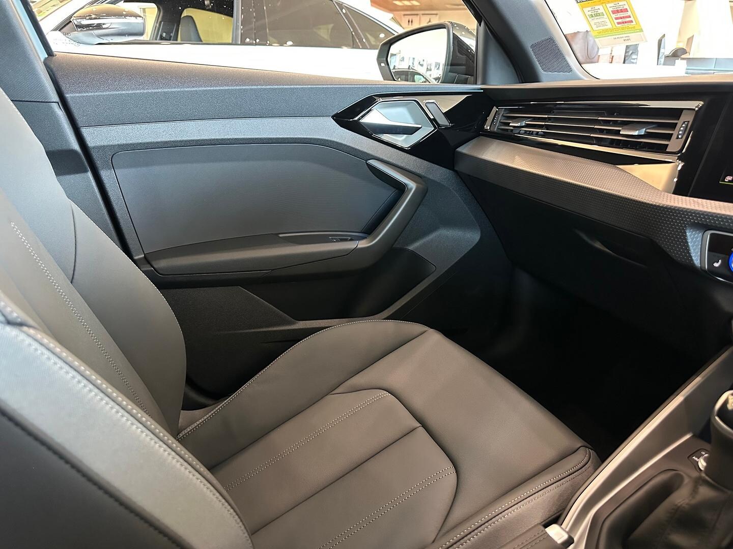 Image about Audi A1 Sportback S line 40 TFSI S tronic