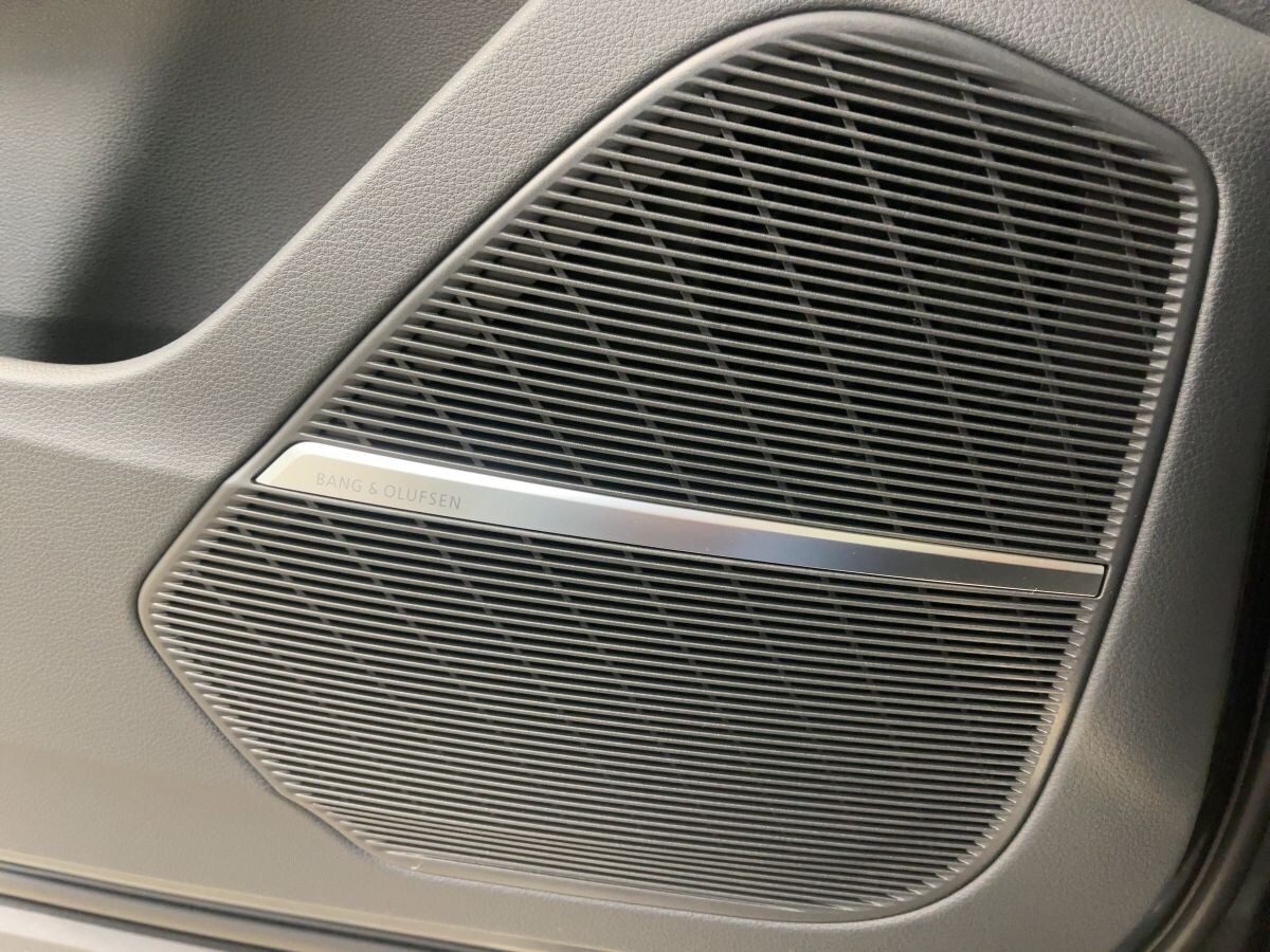 Image about Audi SQ7 SUV TFSI quattro tiptronic