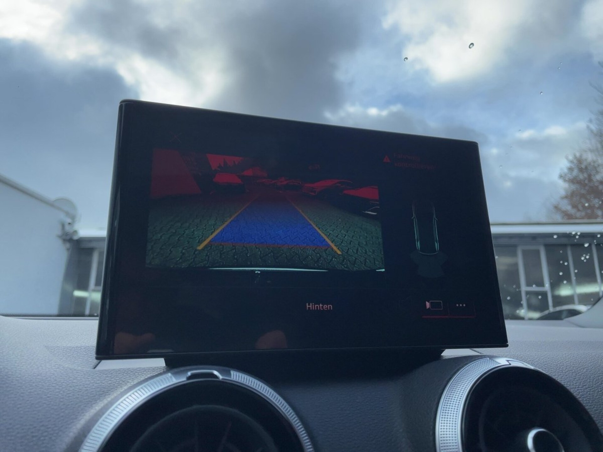 Audi Q2 S line