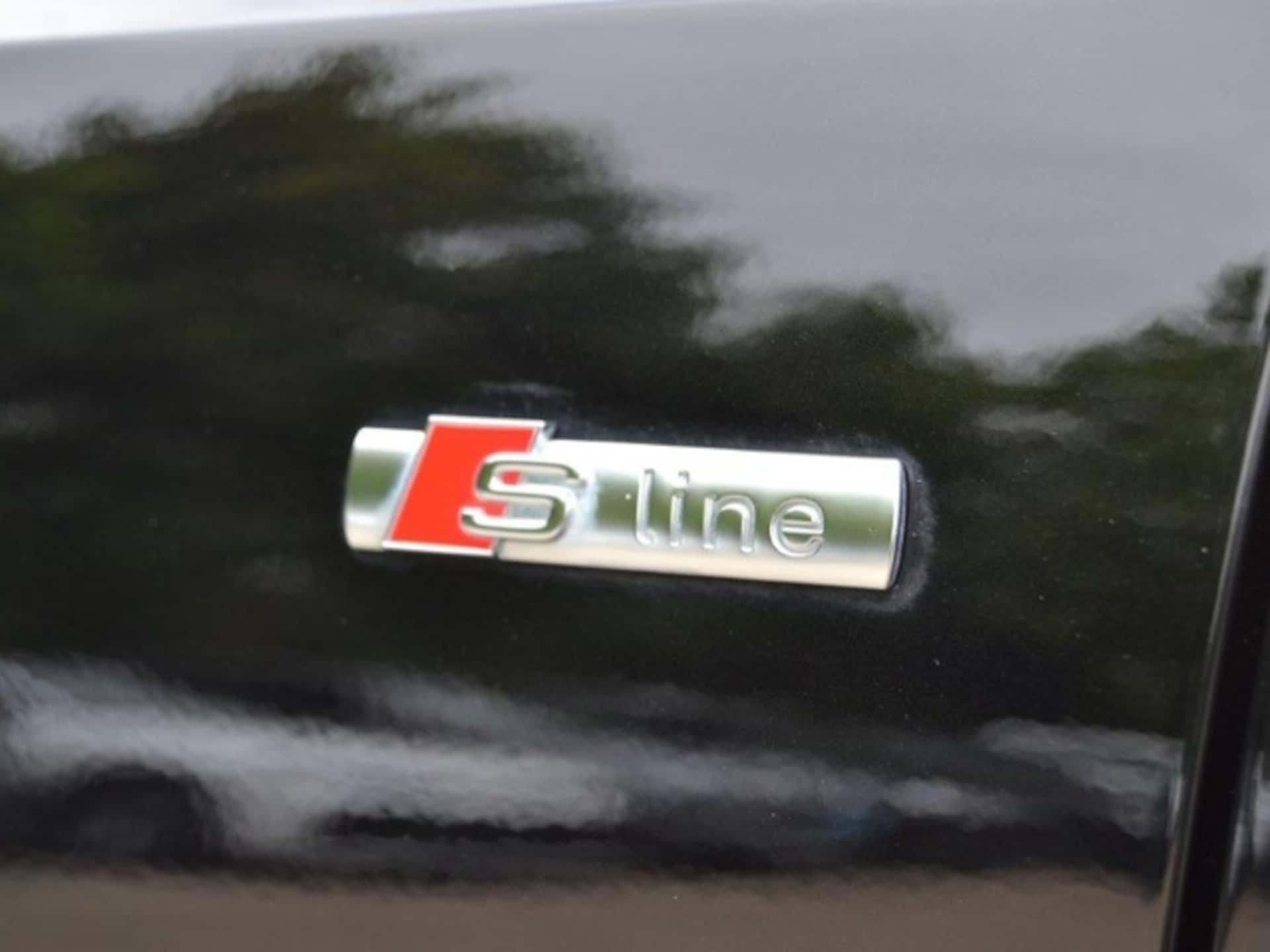 Audi A4 Avant S line