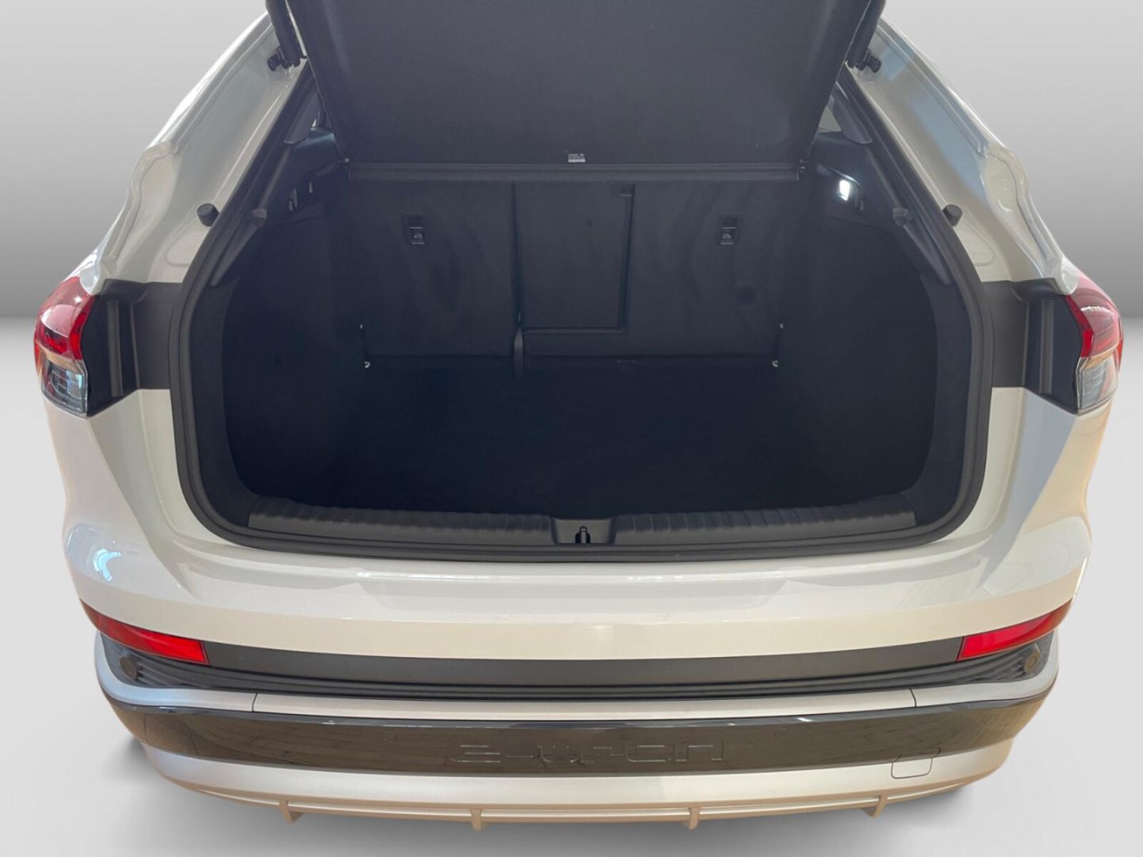 Audi Q4 Sportback e-tron – Bild 11