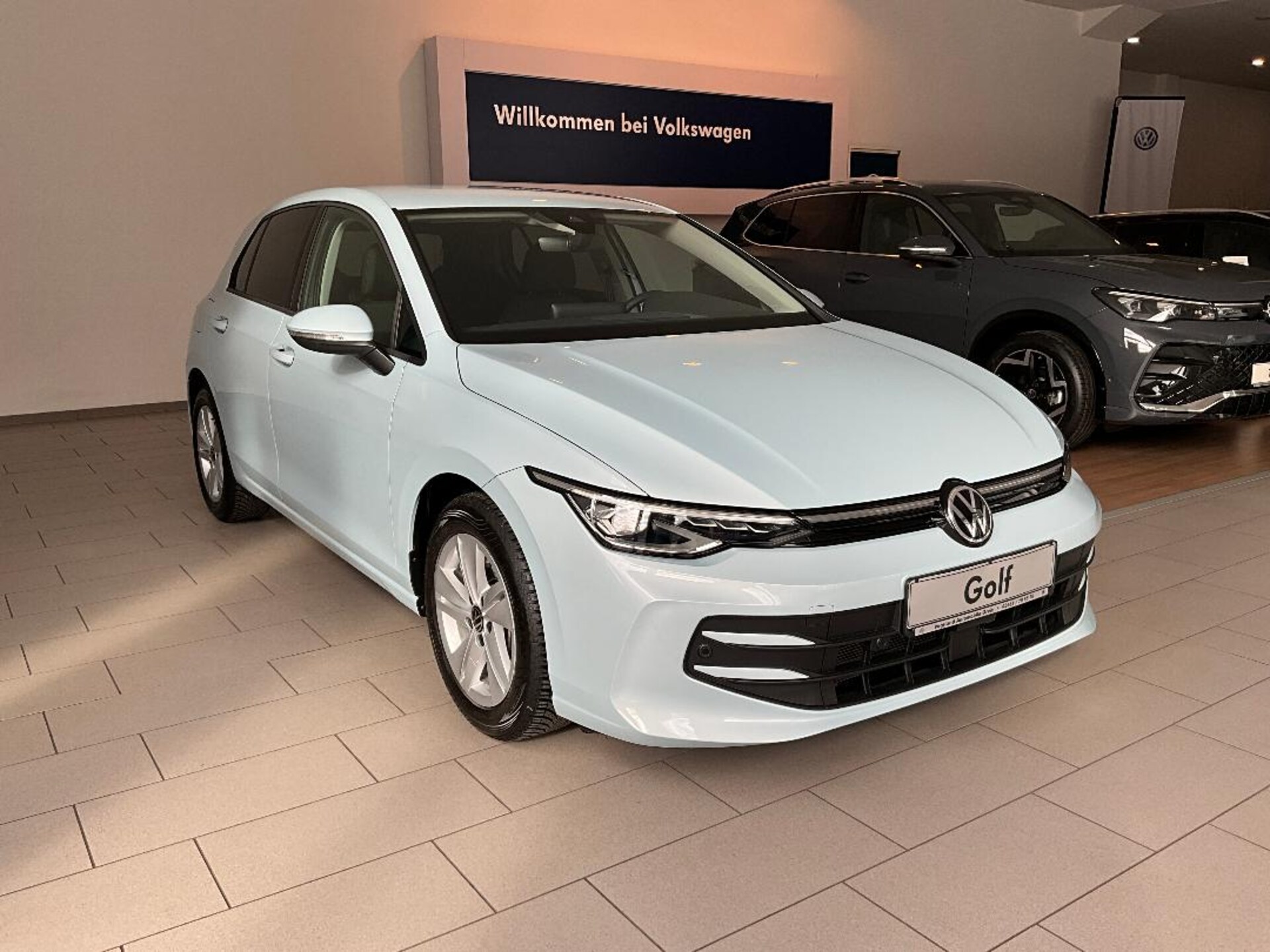 Volkswagen Golf Life