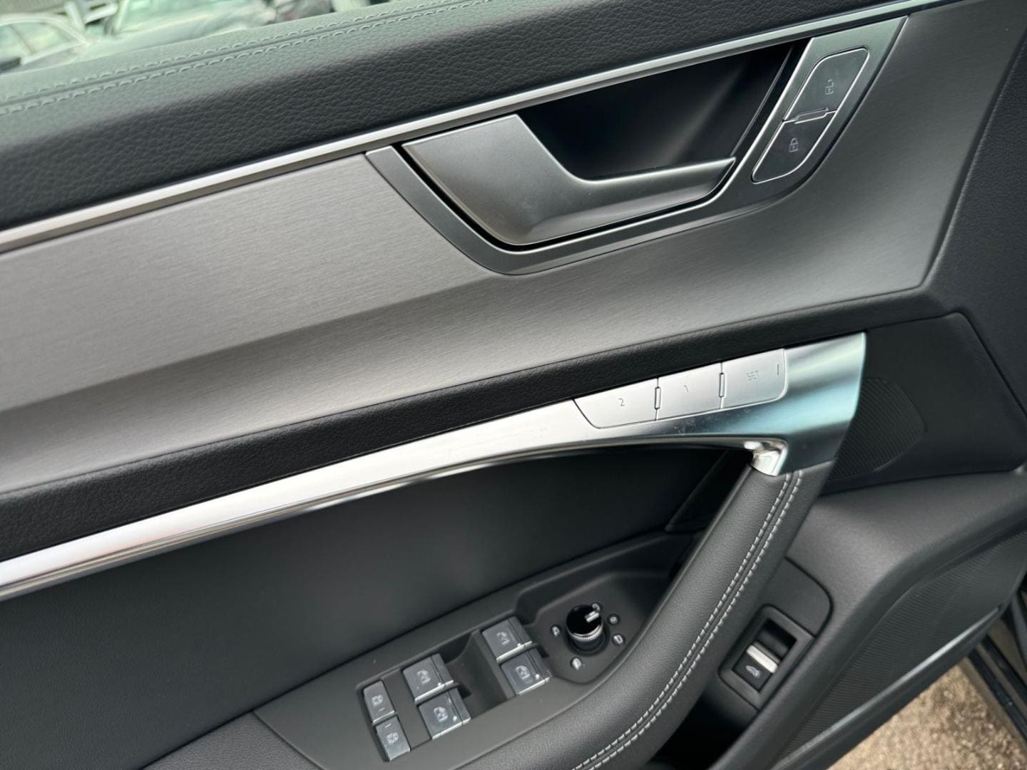 Bild über Audi A6 Avant S line 50 TDI quattro tiptronic - für weitere Informationen kontaktieren Sie den Audi Partner
