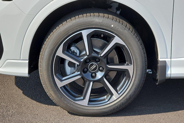 2025 Audi Q3 S Line Premium Plus - Photo 24