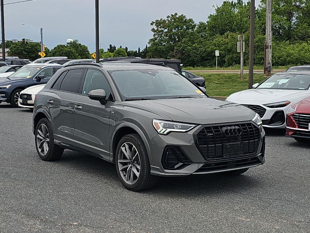 2025 Audi Q3 45 TFSI S Line Premium quattro's photo