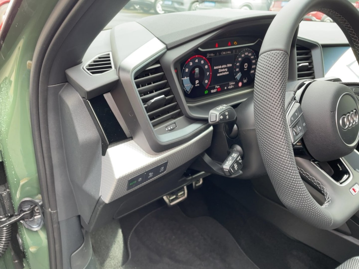 Bild über Audi A1 Sportback S line 30 TFSI S tronic - für weitere Informationen kontaktieren Sie den Audi Partner