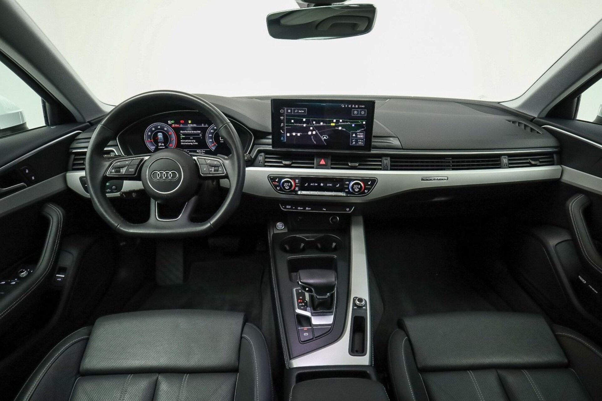 Audi A4 Avant S line