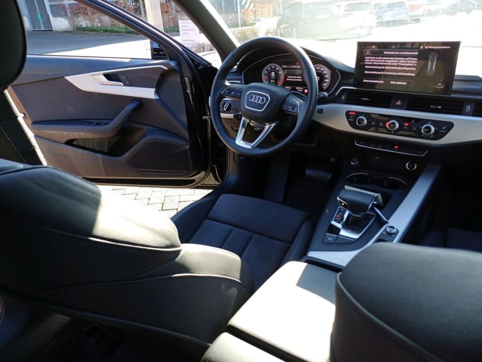 Audi A4 Avant S line