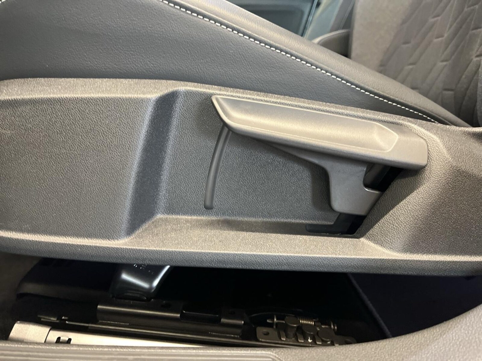Volkswagen Golf Variant – Bild 15
