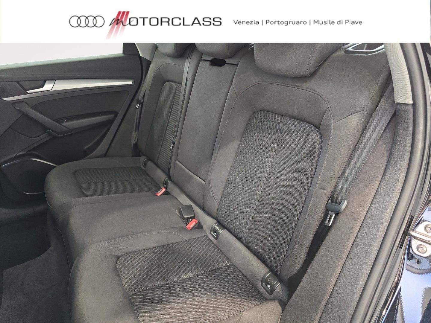 Image about Audi Q5 Business 40 TDI quattro 140 kW (190 PS) S tronic