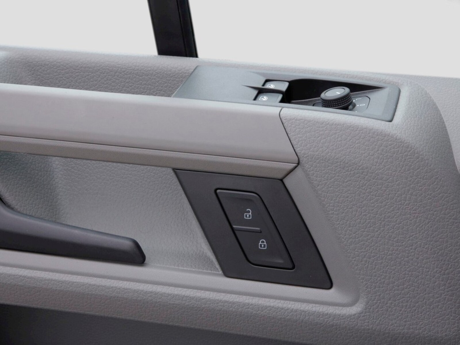Volkswagen Crafter Kasten mittlerer Radstand – Bild 15
