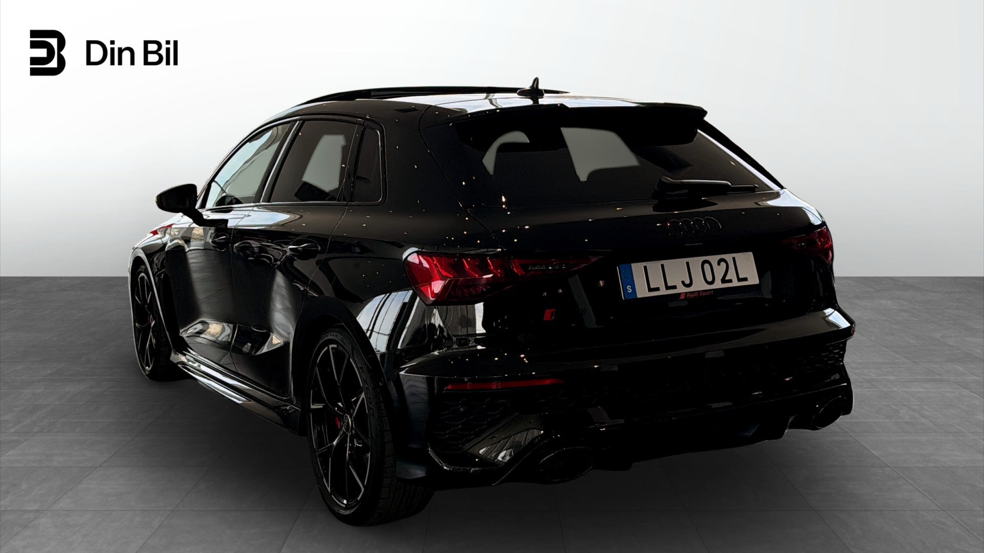 Bild som visar Audi RS 3 Sportback RS 3 Sportback 400 hk S tronic - för mer information kontakta din Audi Partner