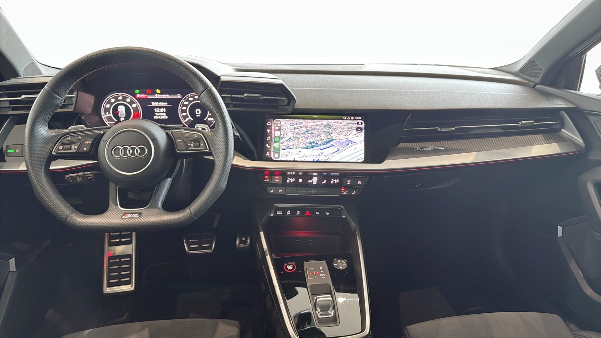 Bild som visar&nbsp;Audi RS 3 Sportback&nbsp;RS 3 Sportback 400 hk S tronic - för mer information kontakta din Audi Partner