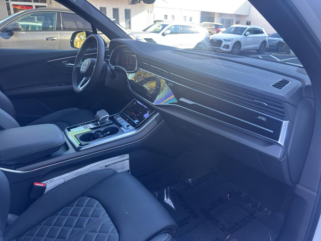 2026 Audi SQ7 Premium Plus - Photo 13