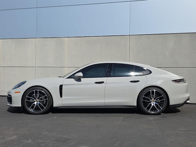 2023 Porsche Panamera