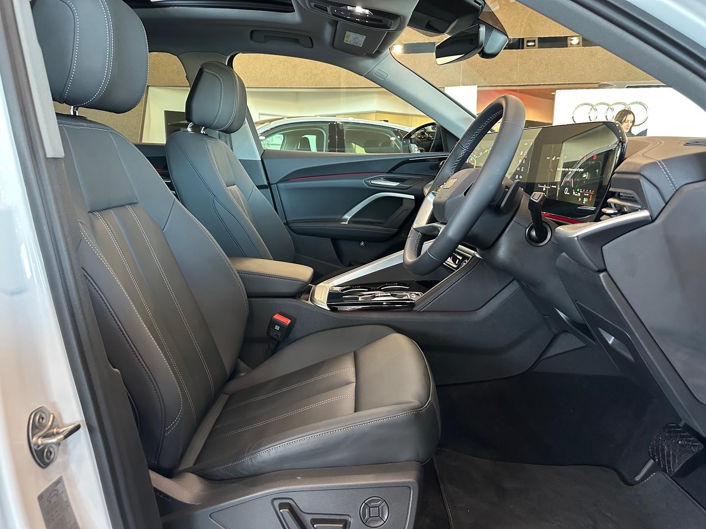 Image about Audi Q5 Sportback TFSI 150 kW