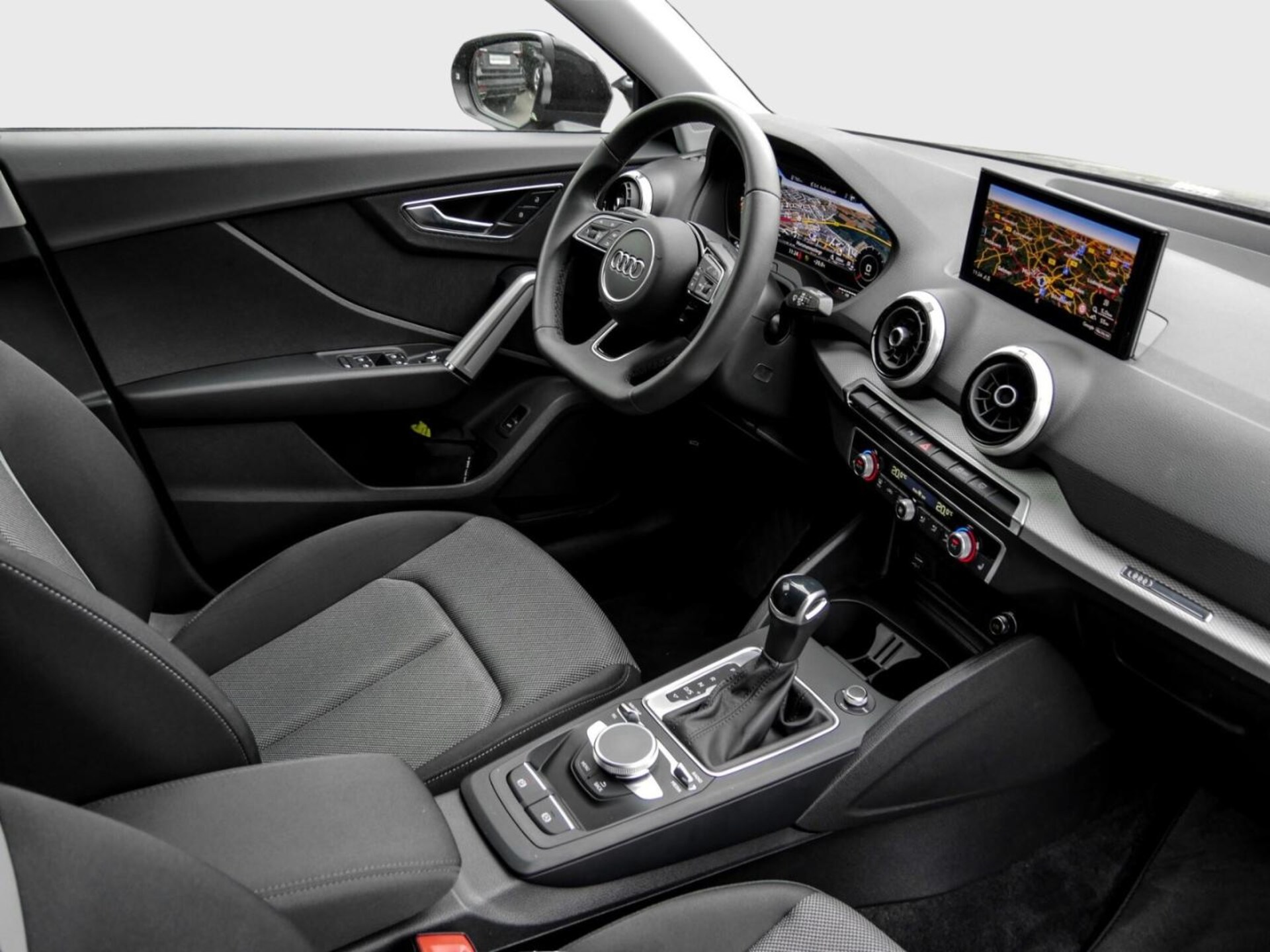 Audi Q2 S line