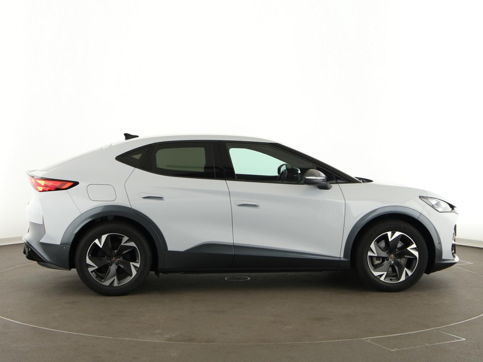CUPRA Tavascan – Bild 8