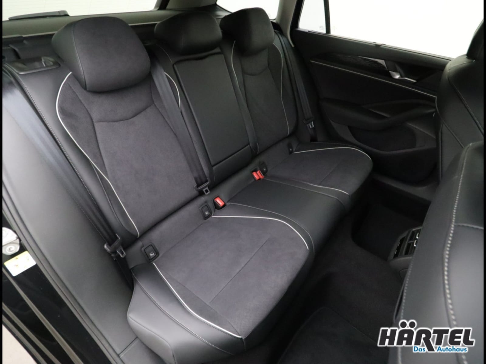 Volkswagen Passat – Bild 8