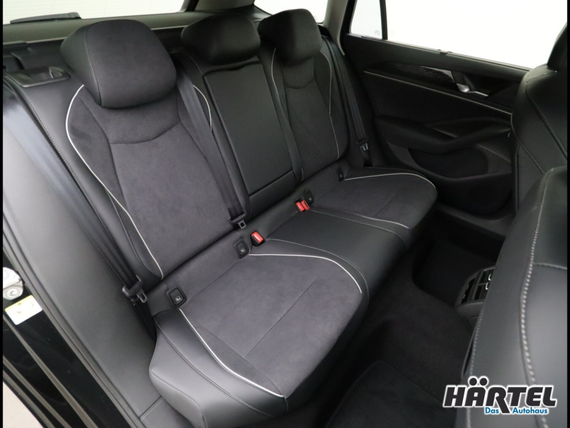 Volkswagen Passat Elegance