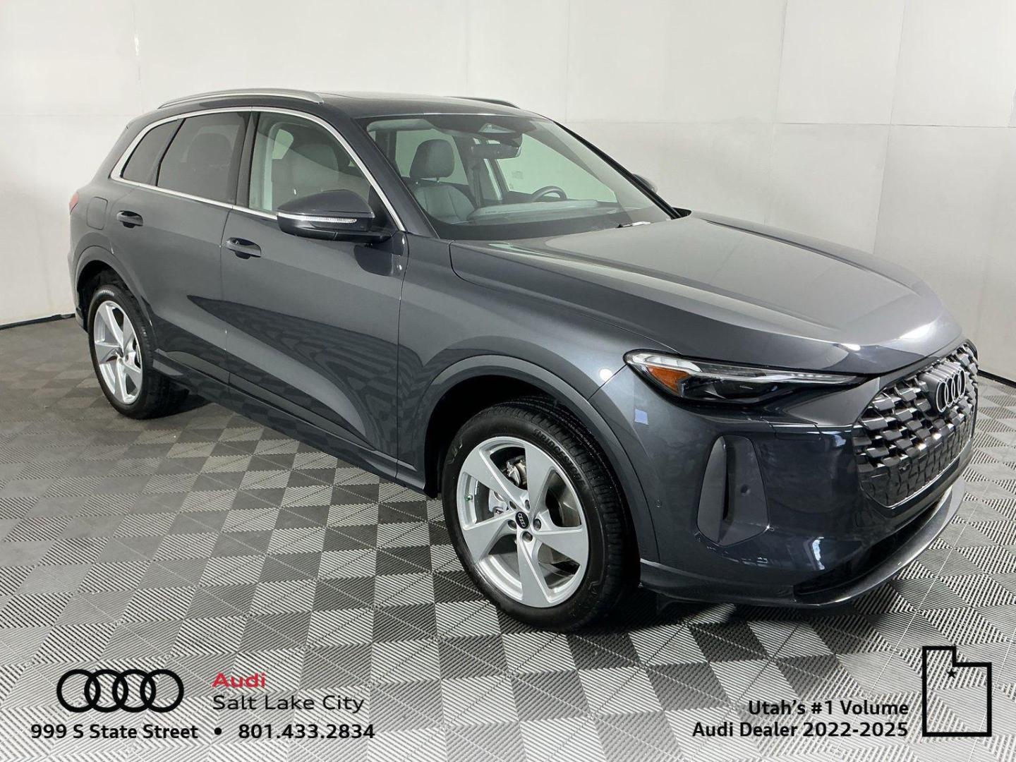 2025 Audi Q5 40 Premium Plus's photo