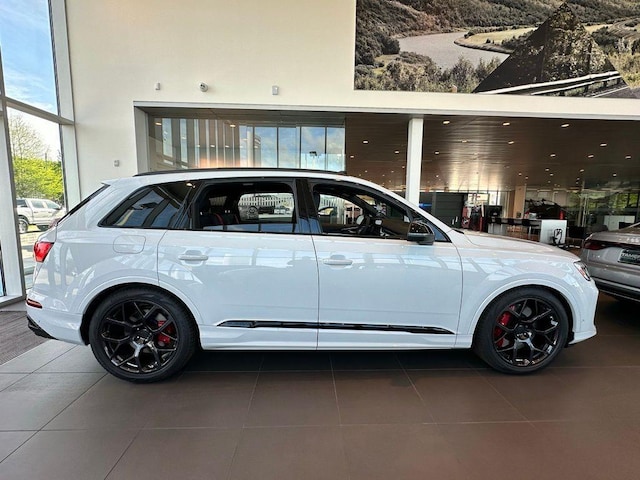2026 Audi SQ7 Prestige - Photo 6