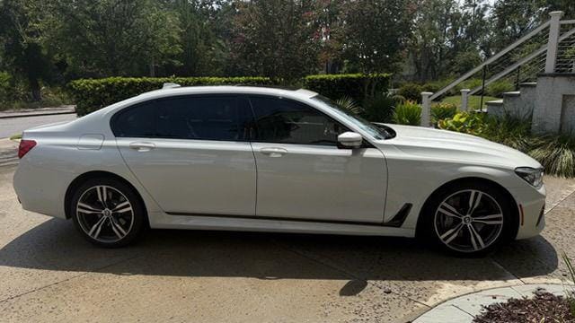 2019 BMW