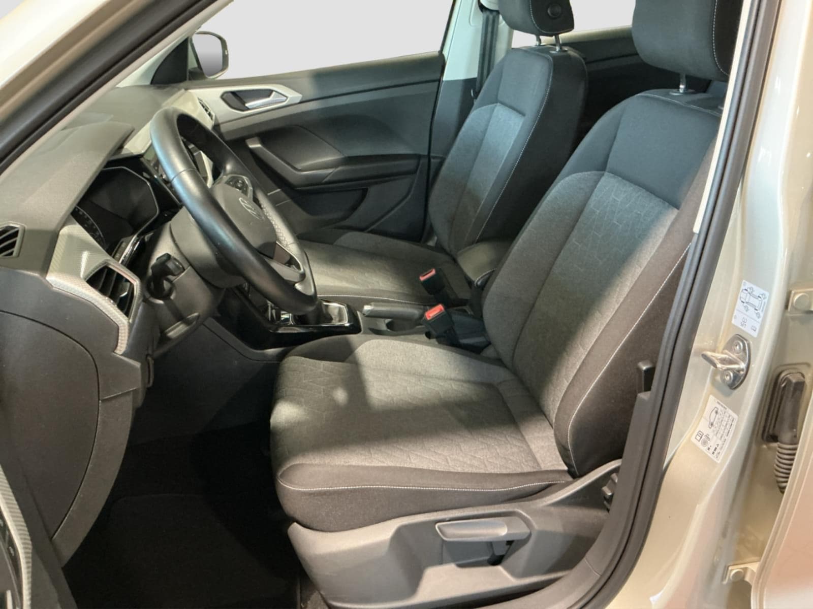 Volkswagen T-Cross – Bild 10