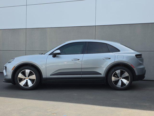 2025 Porsche Macan Electric