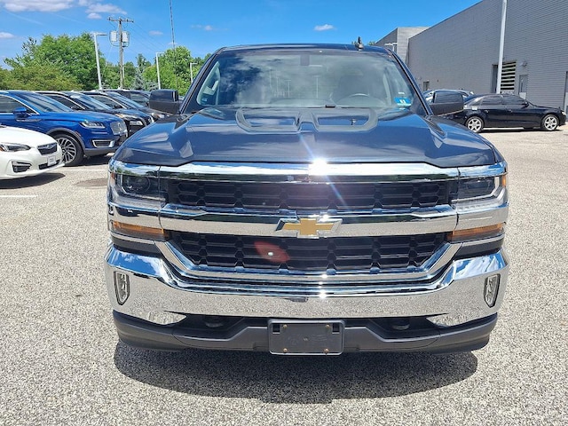 2018 Chevrolet Silverado 1500 LT - Photo 2