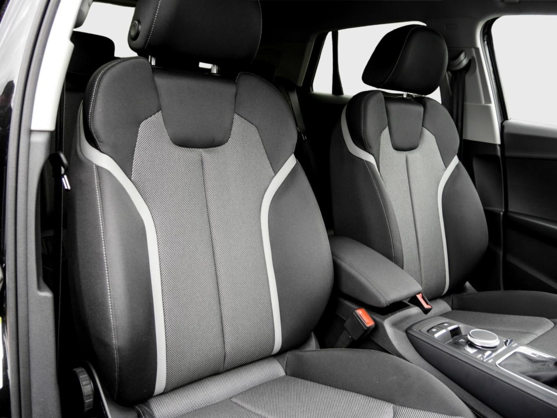 Audi Q2 S line