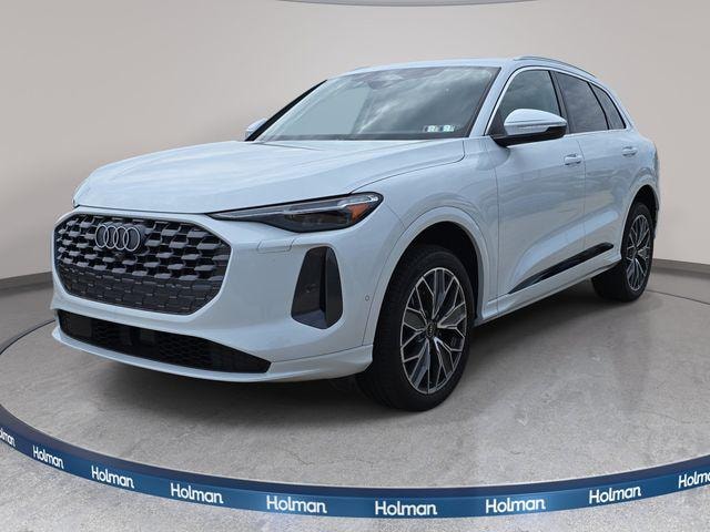 Photo of 2025 Audi Q5