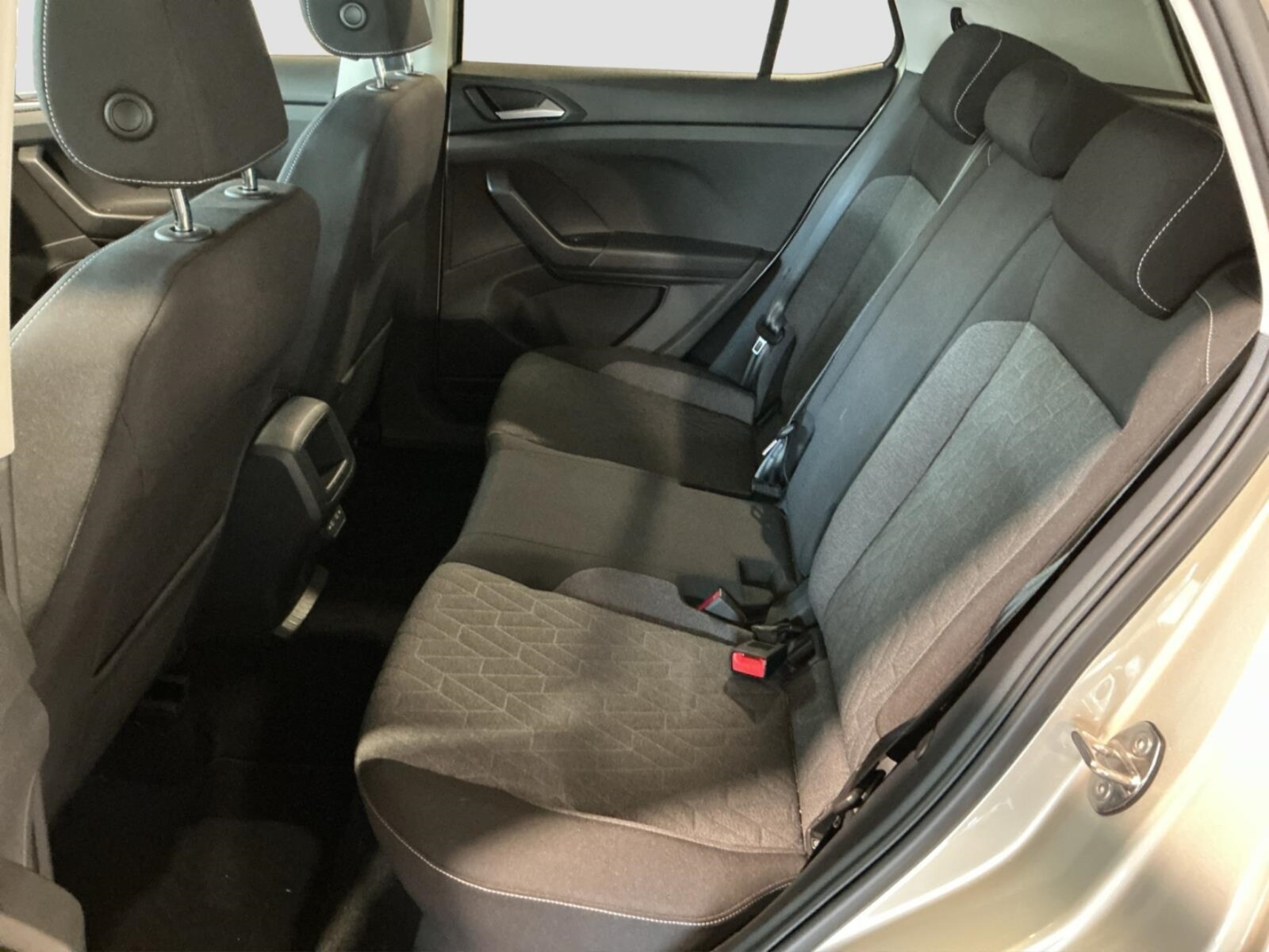 Volkswagen T-Cross – Bild 11