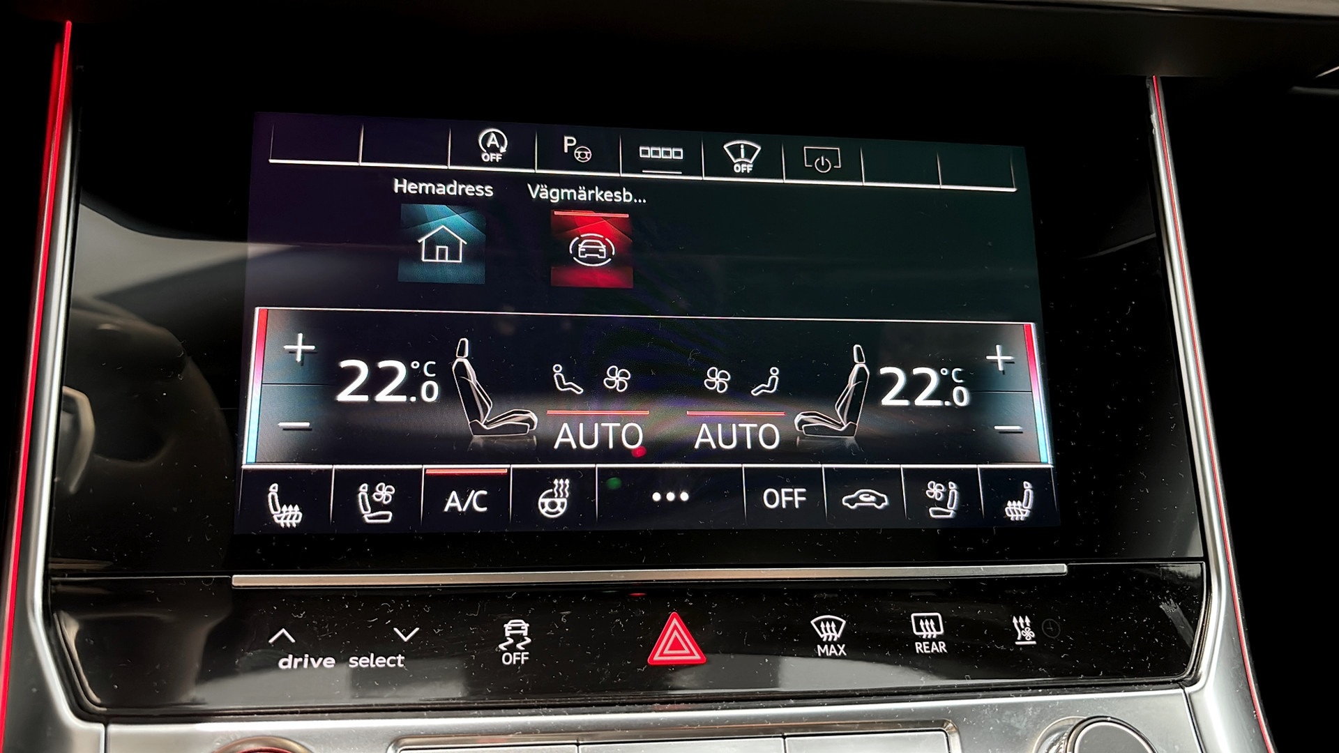 Bild som visar Audi RS 6 Avant RS 6 Avant performance 630 hk tiptronic - för mer information kontakta din Audi Partner