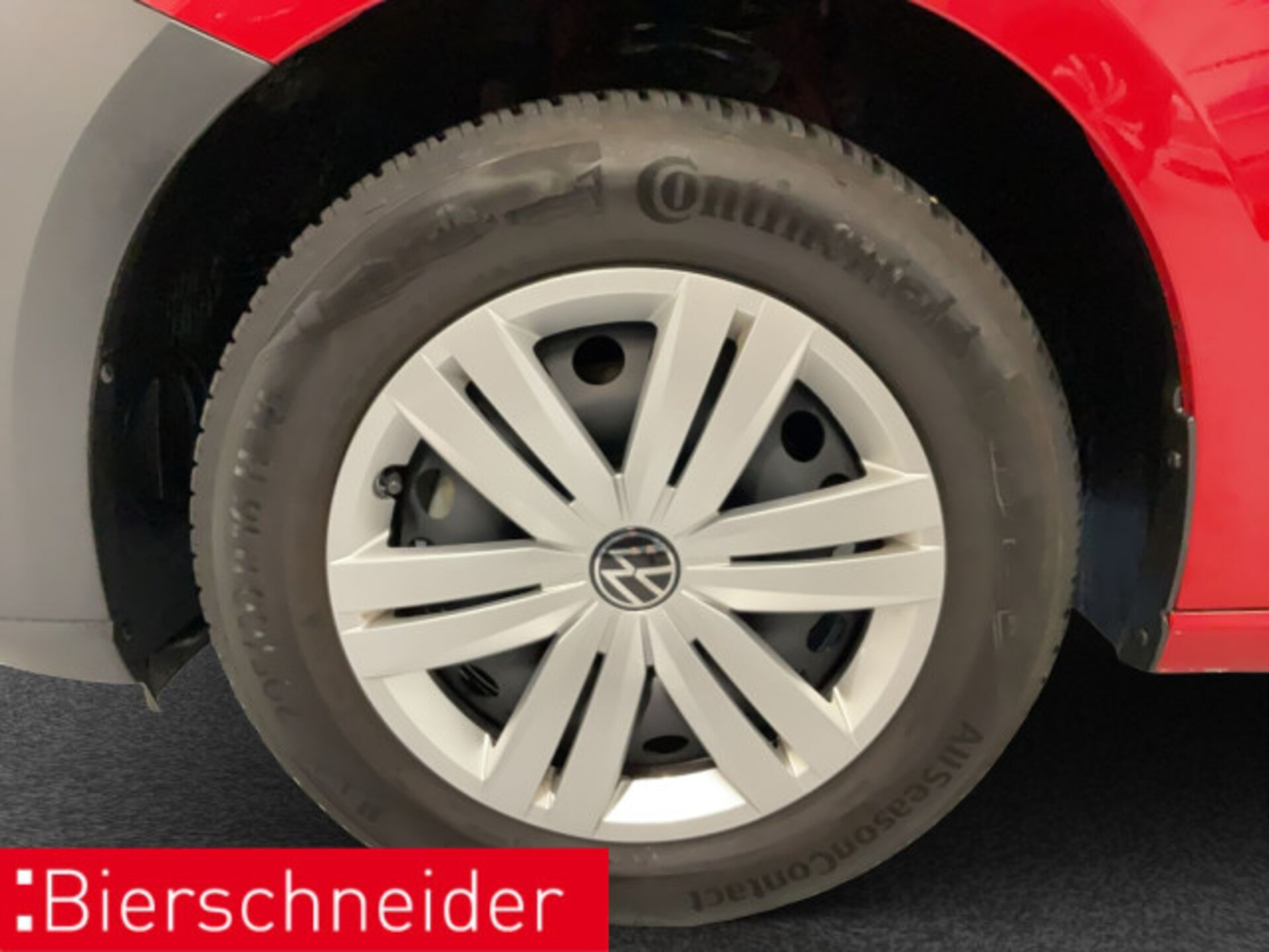 Volkswagen Caddy Basis-Modell