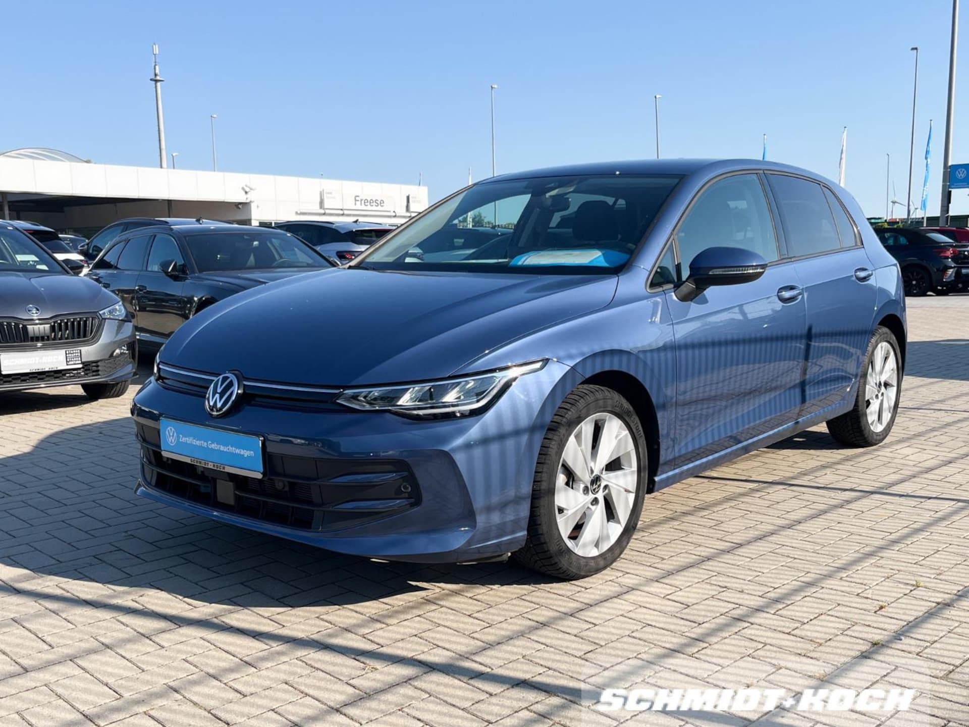 Volkswagen Golf Life