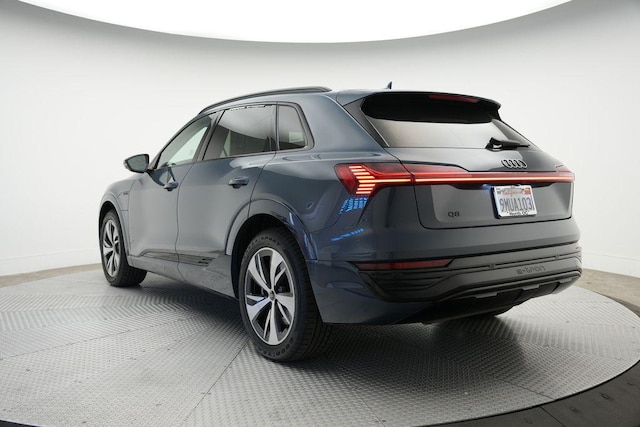 2024 Audi Q8 e-tron