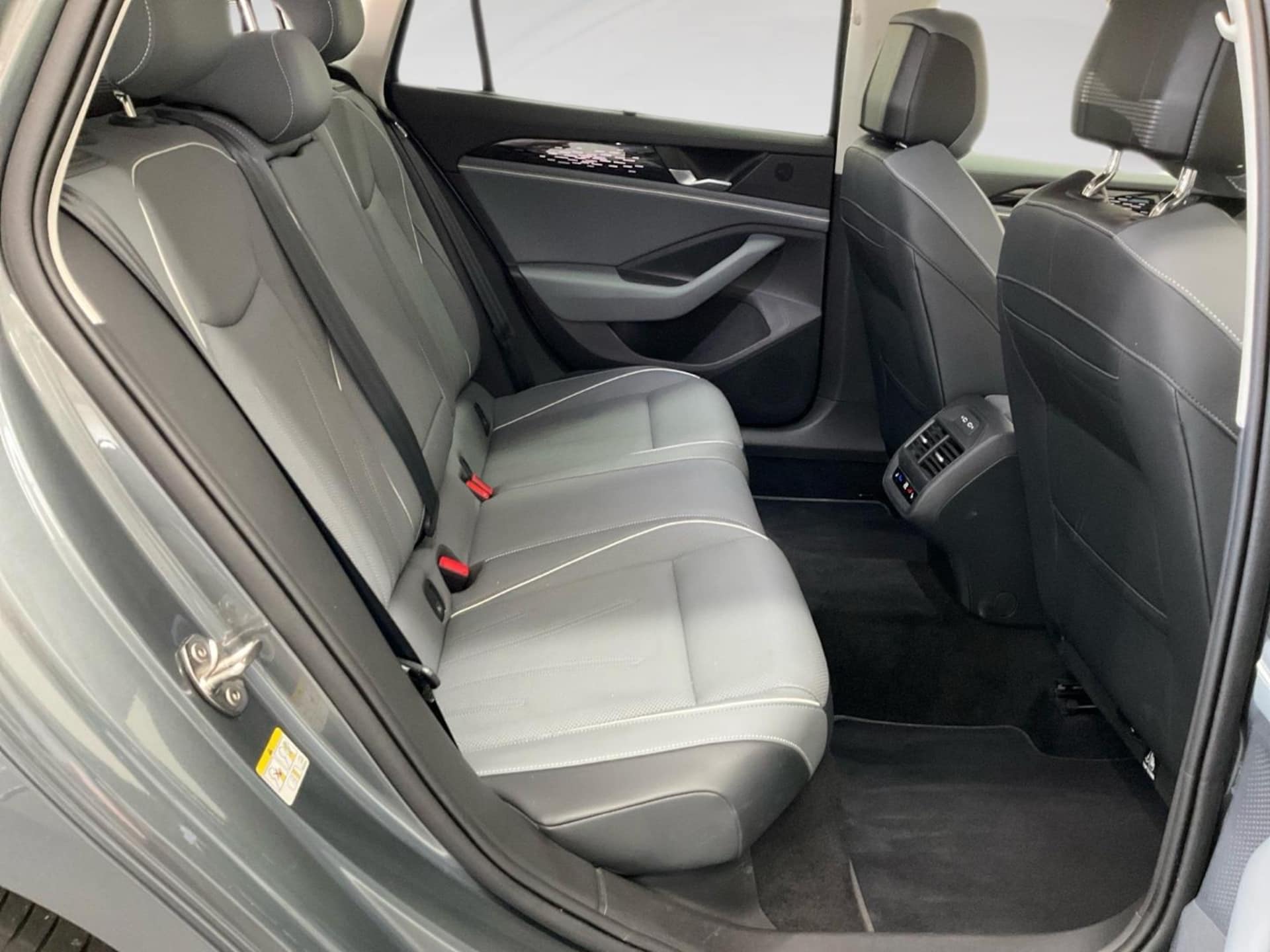 Volkswagen Passat Elegance