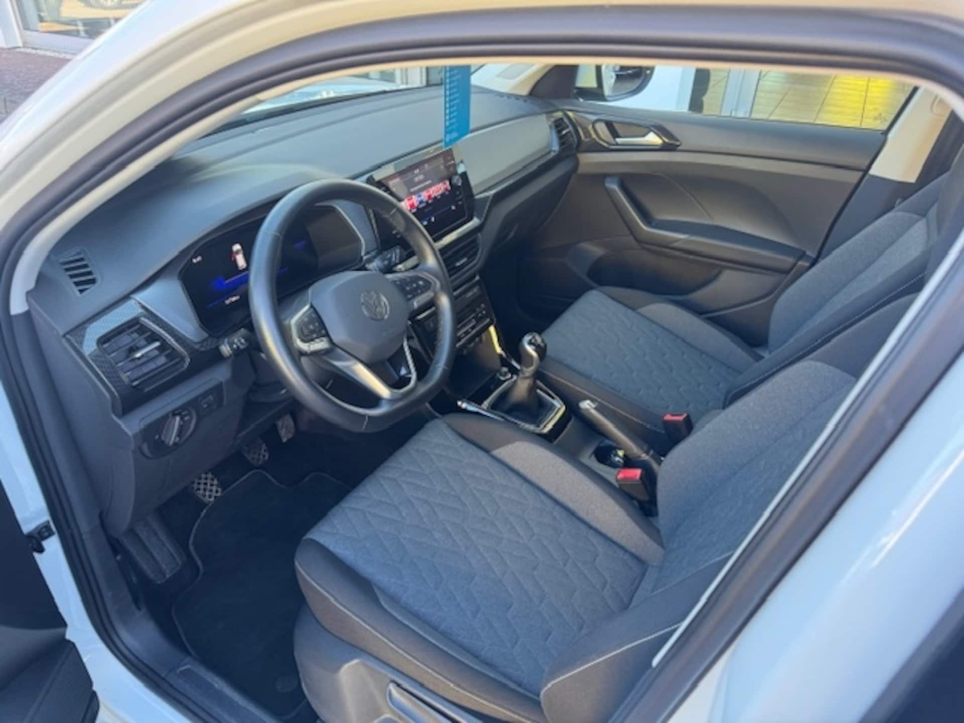 Volkswagen T-Cross Life