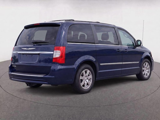 2012 Chrysler Town & Country