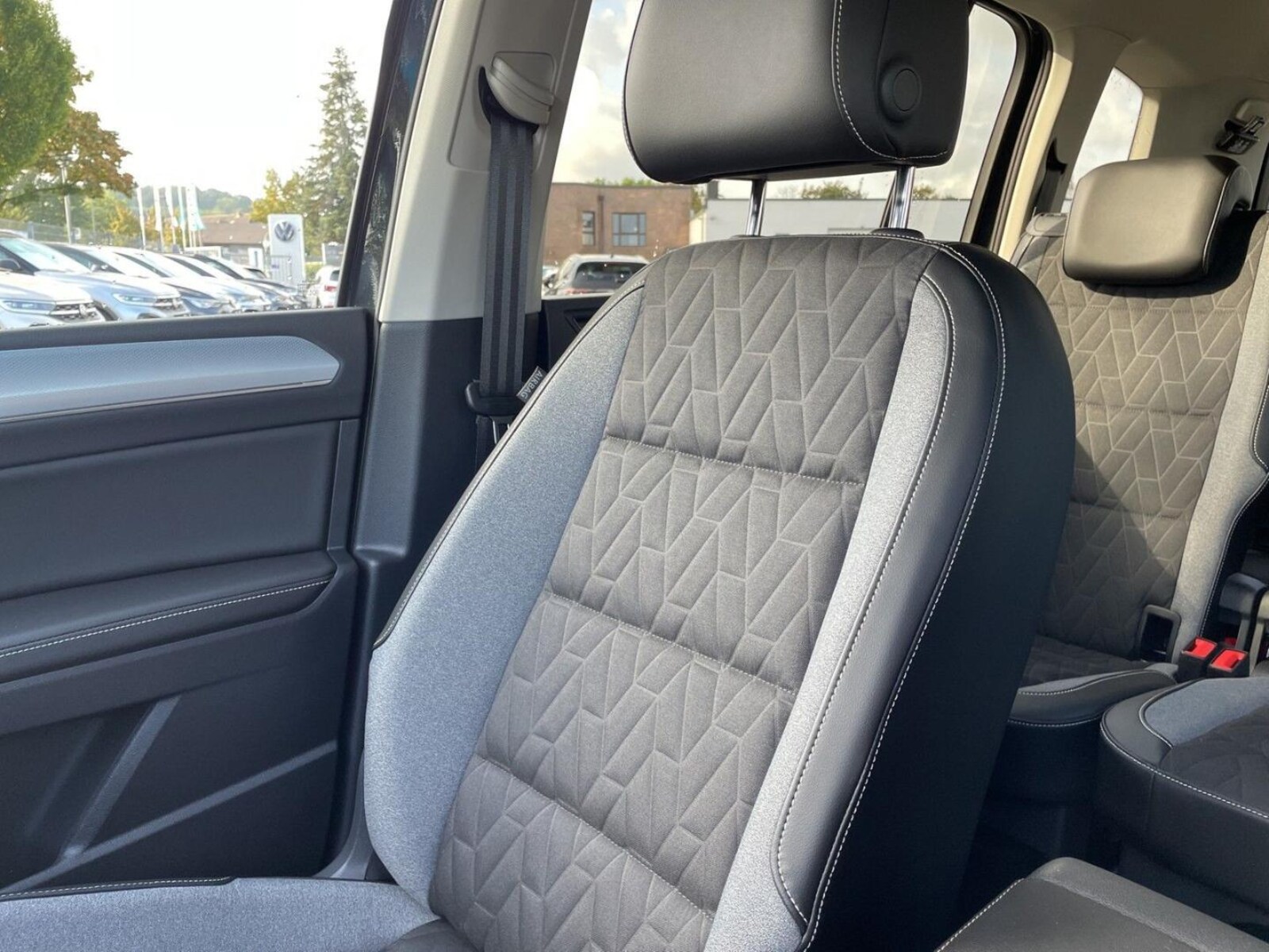 Volkswagen Touran – Bild 22