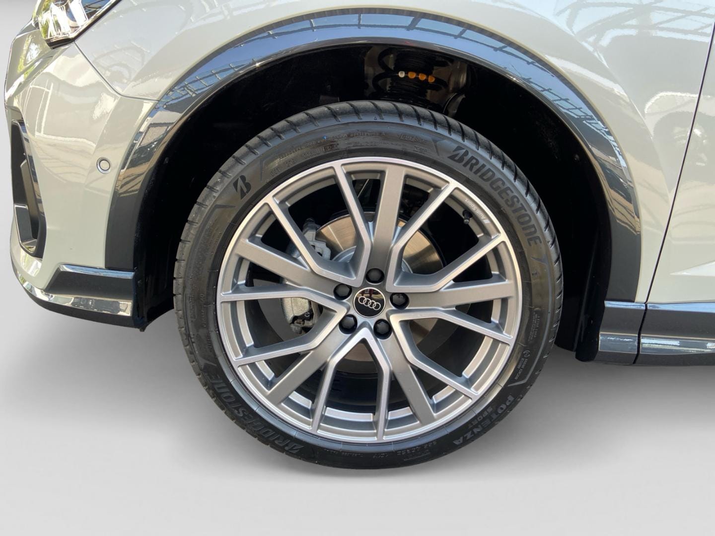Bild über Audi Q3 Sportback TFSI 110 kW S tronic - für weitere Informationen kontaktieren Sie den Audi Partner