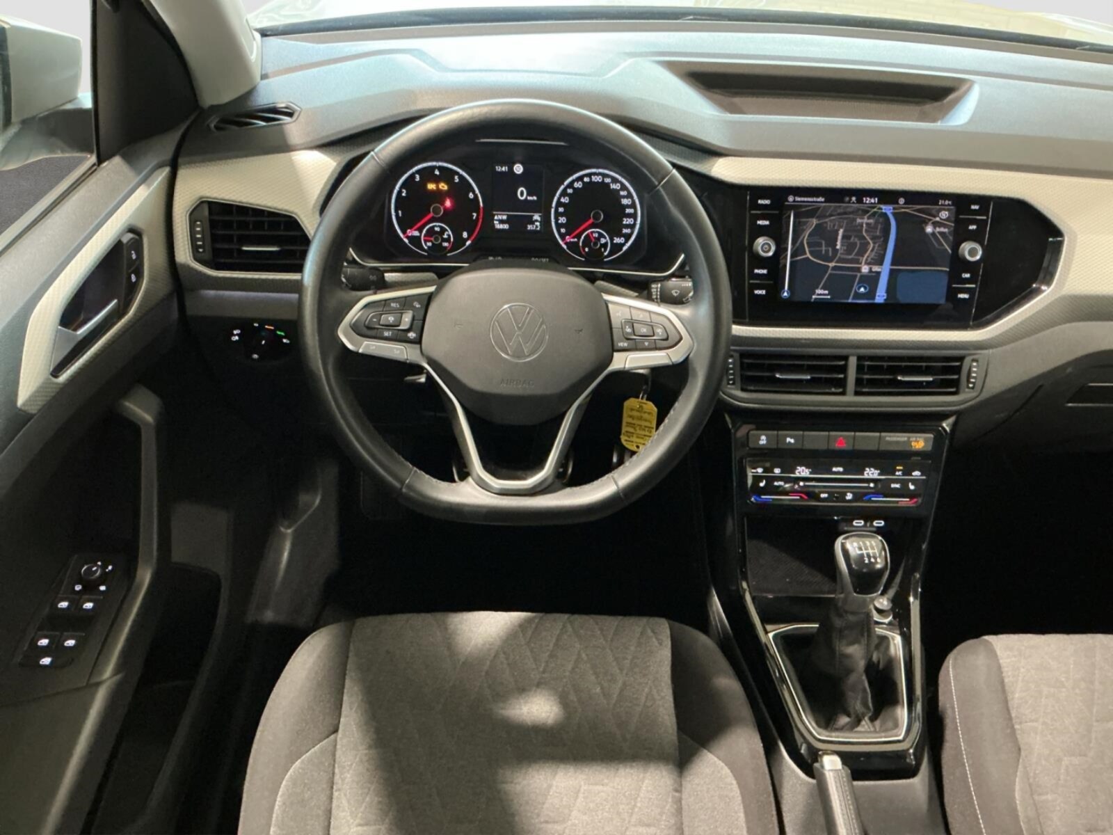 Volkswagen T-Cross – Bild 13