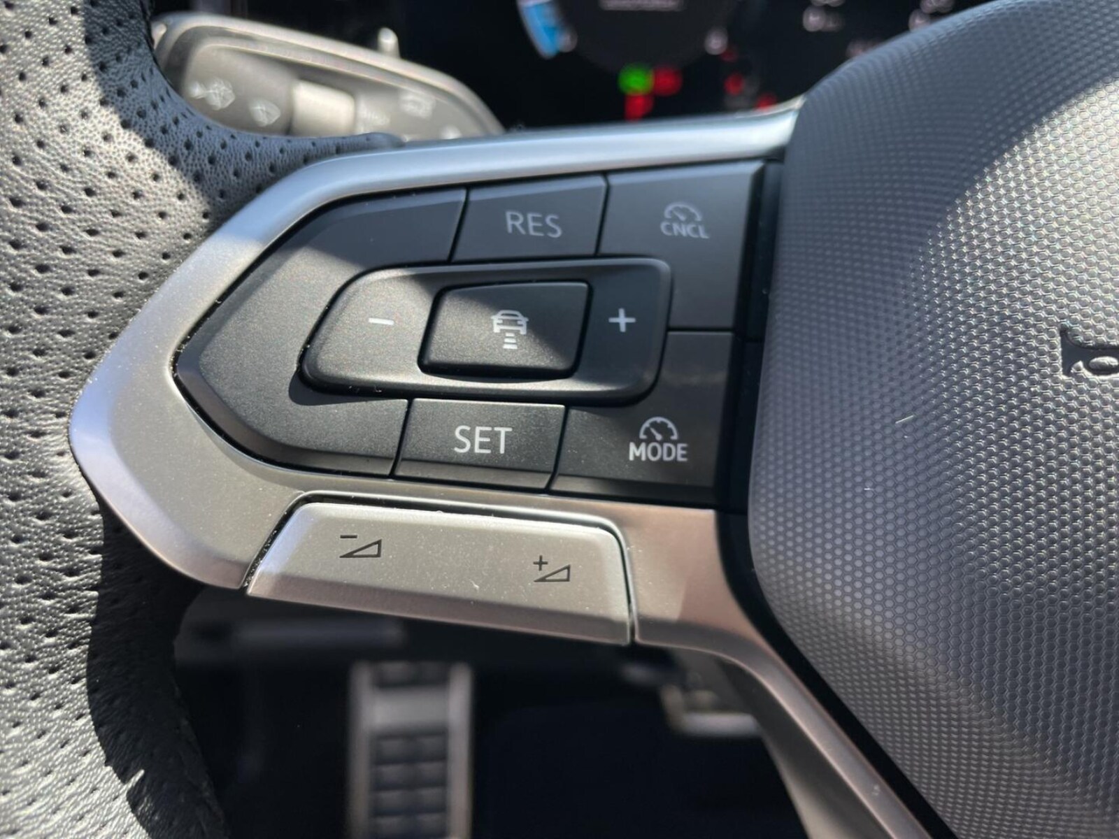 Volkswagen Tiguan – Bild 20